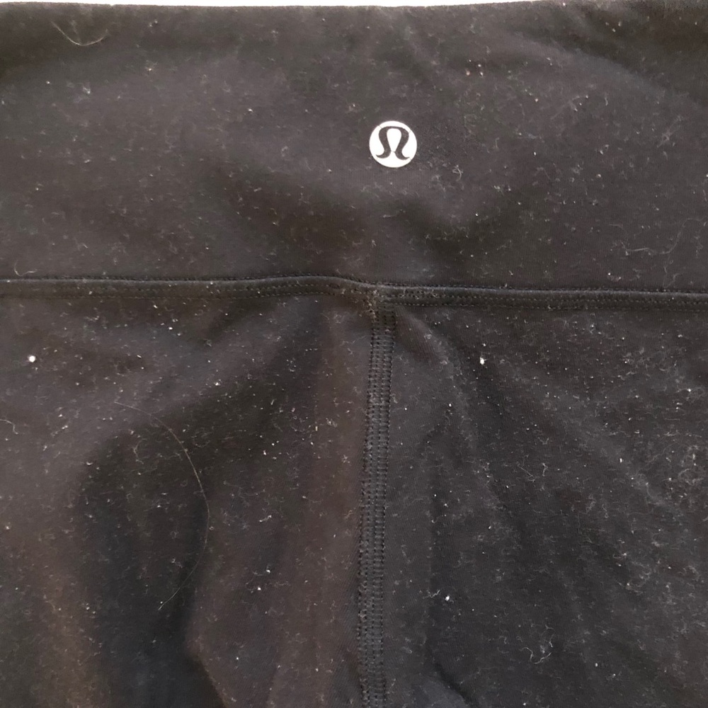Lululemon black wunder under low rise leggings